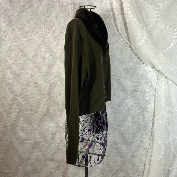 Lennie for Nina Leonard faux fur collared button up sweater size L - Picture 5 of 8